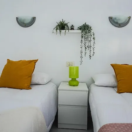 Modern Close To The With Pool * Πουέρτο Ντε Λα Κρουζ