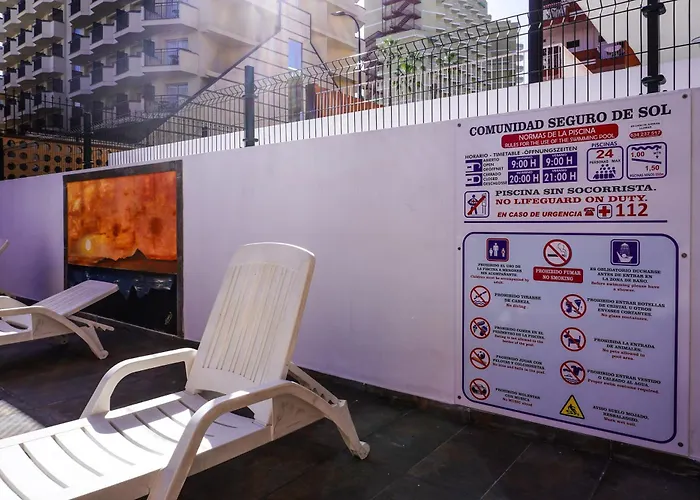 アパート Modern Close To The With Pool