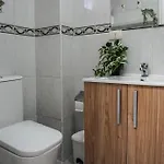 Lejlighed Modern Close To The With Pool *