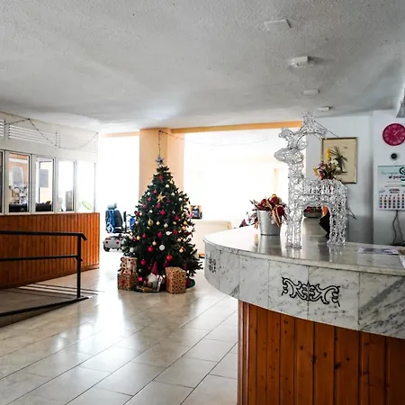 Apartman Modern Close To The With Pool Puerto de la Cruz