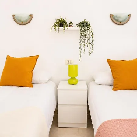 Modern Close To The With Pool Apartman Puerto de la Cruz