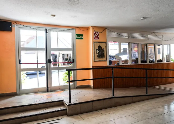 Modern Close To The With Pool * Puerto de la Cruz (Tenerife)