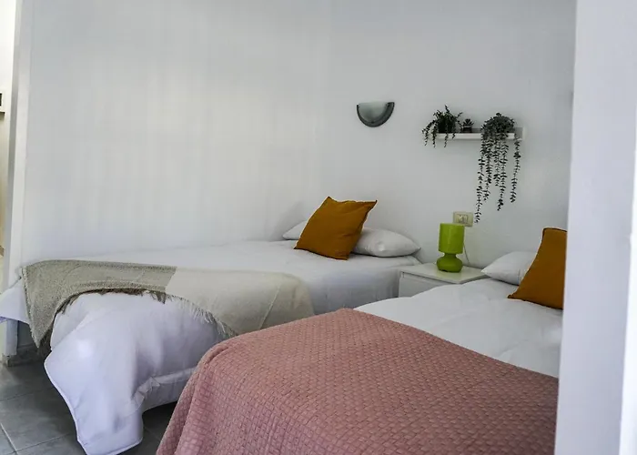 Modern Close To The With Pool * Puerto de la Cruz (Tenerife)