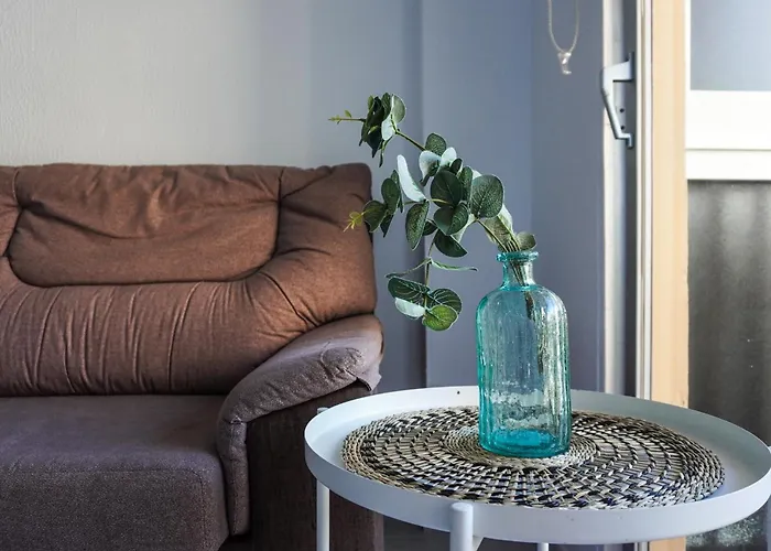 Modern Close To The With Pool Apartamento