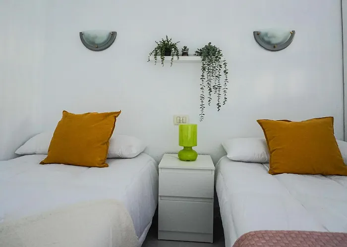 Modern Close To The With Pool * Puerto de la Cruz (Tenerife)